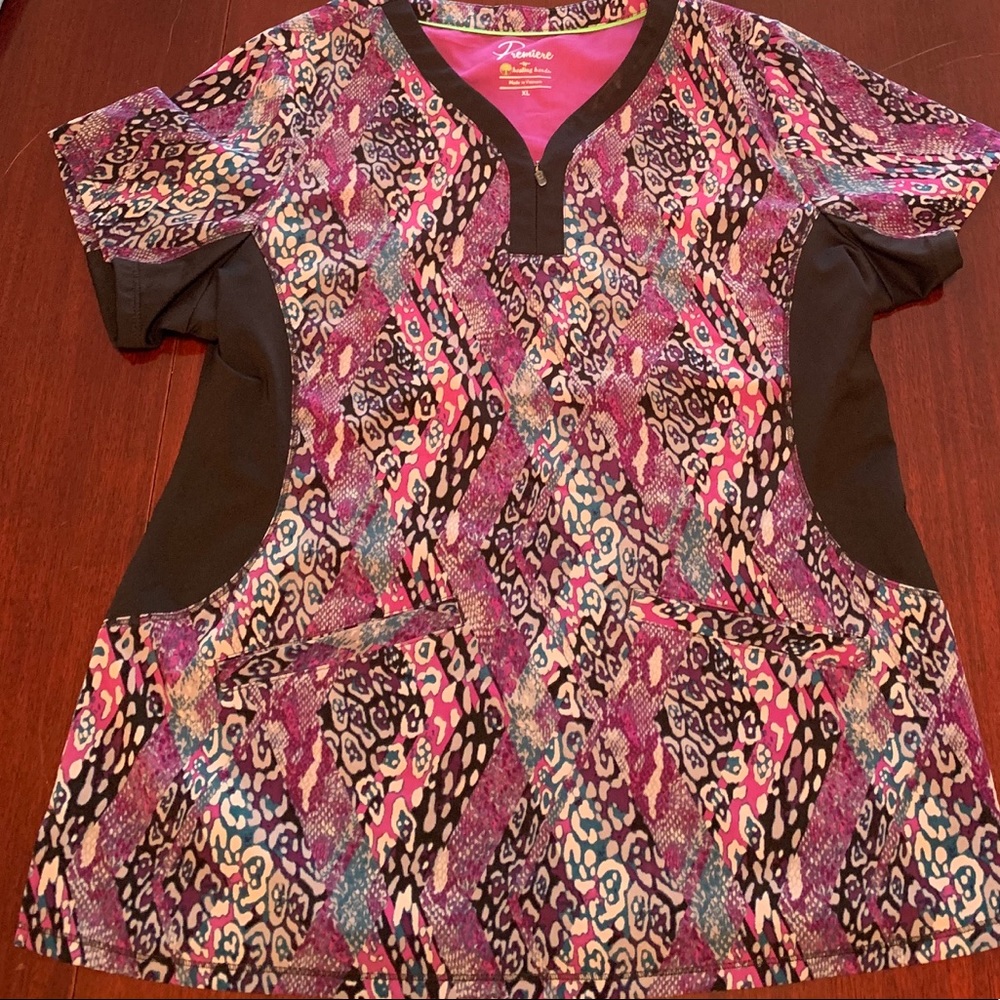 Premiere by Healing Hands Scrub Top